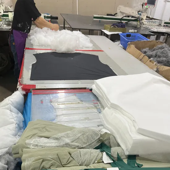 Asiapo China Factory Womens Blue Sleeveless Winter Cropped Outerwear Warm Stand-up Collar Shiny Bubble Puffer Vest